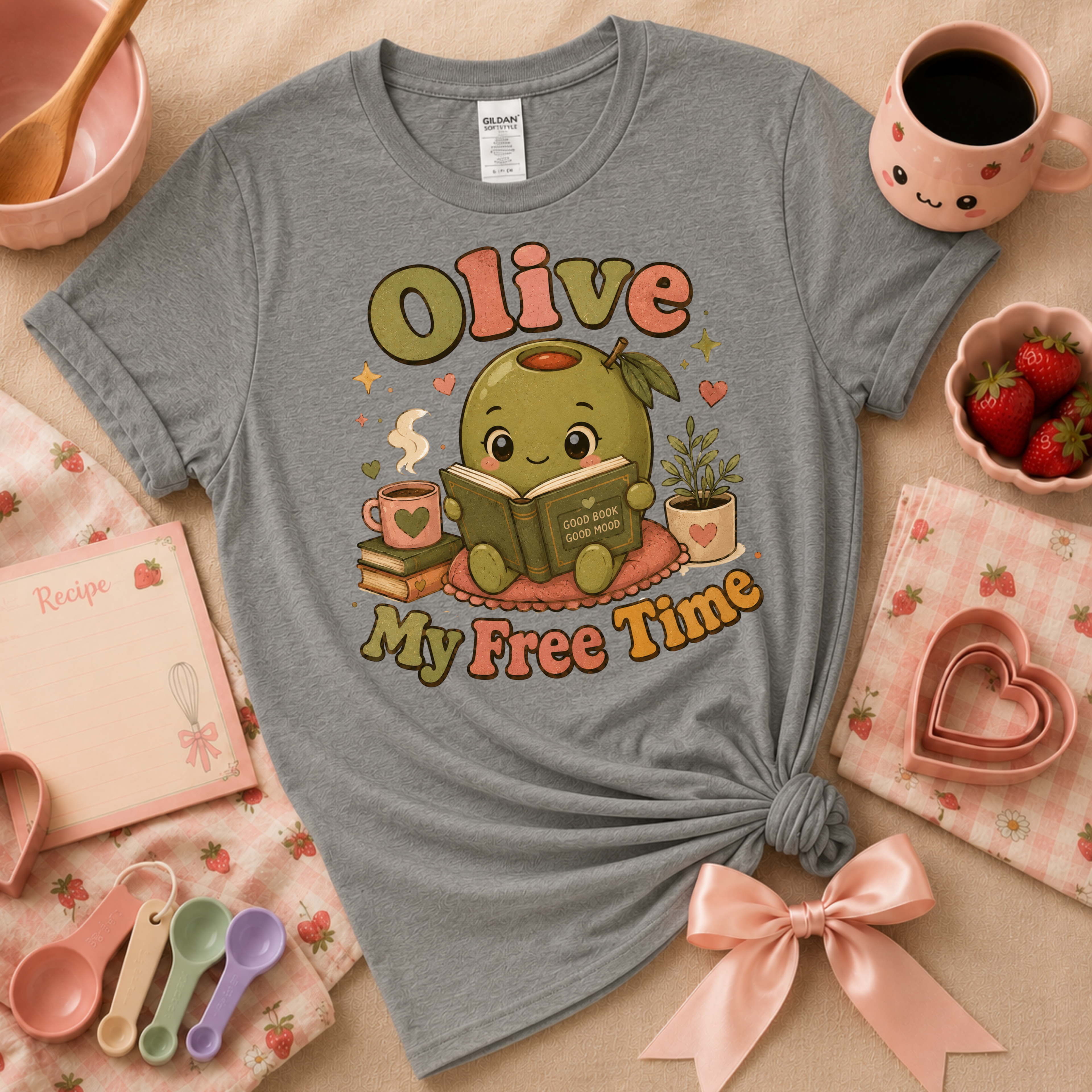 Olive My Free Time | Cute Food Graphic T-Shirt